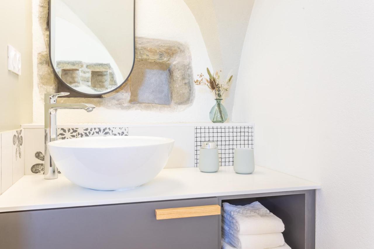 Les Tours Carrees Bed & Breakfast La Motte-Servolex Eksteriør bilde