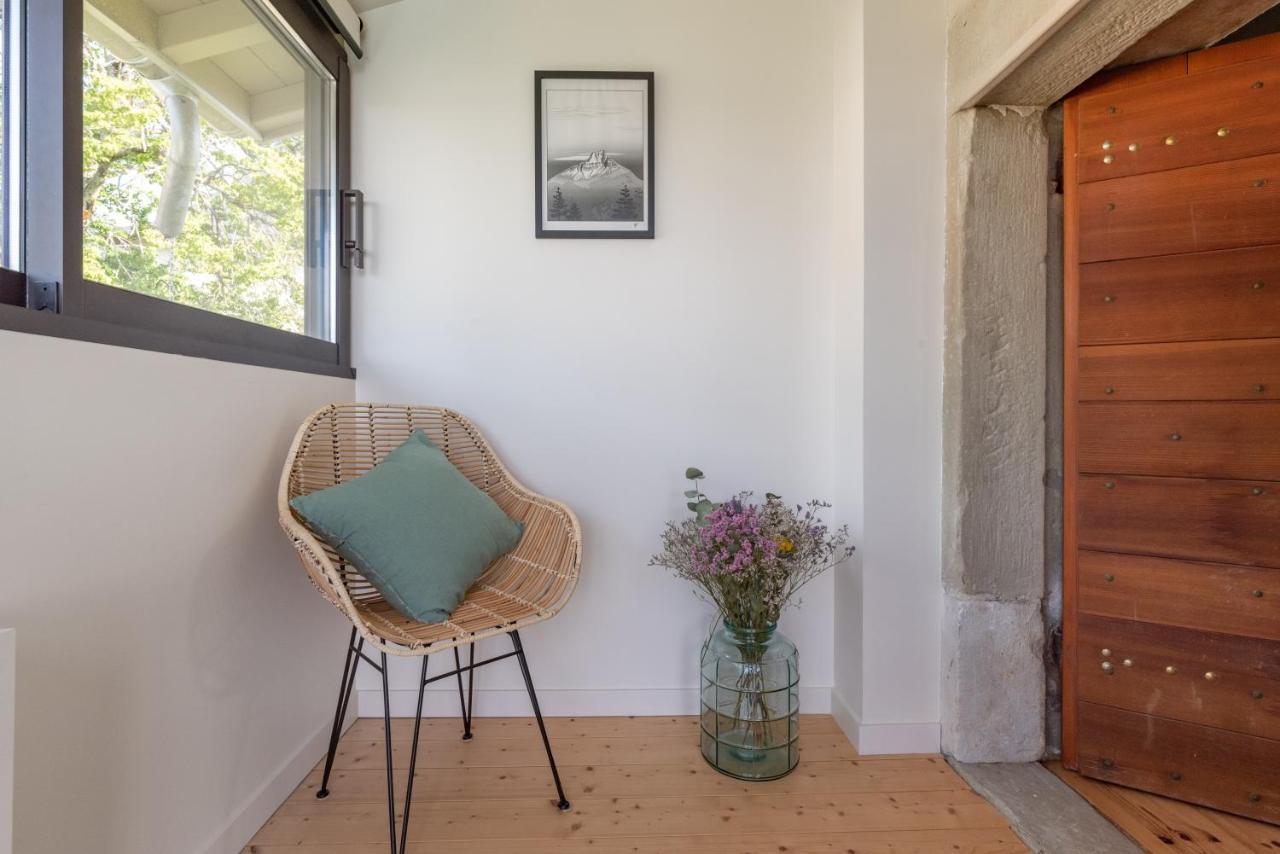 Les Tours Carrees Bed & Breakfast La Motte-Servolex Eksteriør bilde